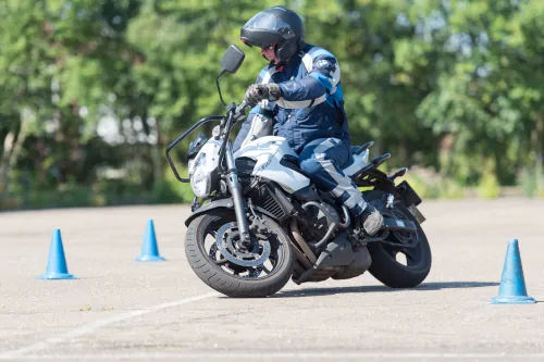 Motorrijbewijspoint Weesp motor rijtest